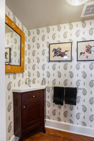 15 N Adgers Wharf, Charleston, SC 29401