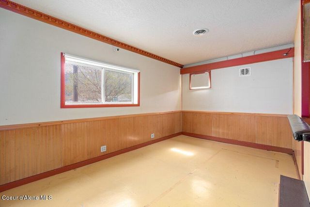 220 W Cameron Ave, Kellogg, ID 83837