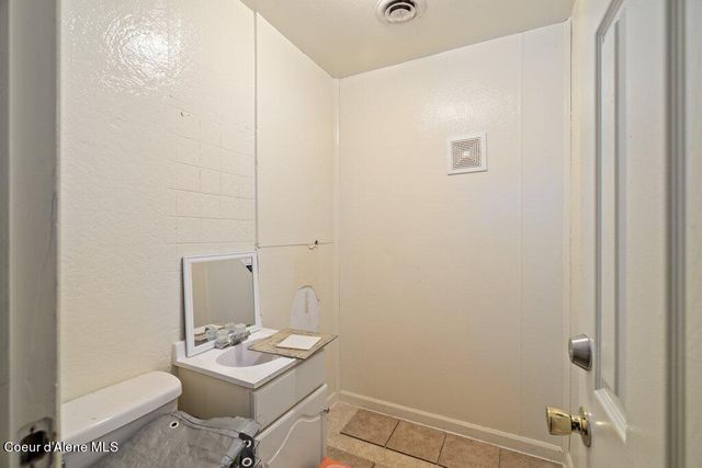 220 W Cameron Ave, Kellogg, ID 83837