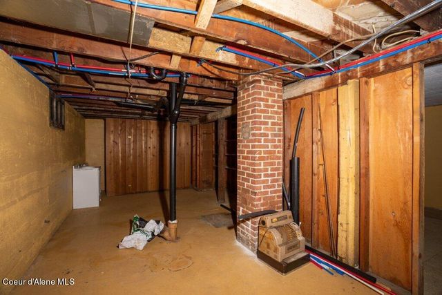 220 W Cameron Ave, Kellogg, ID 83837