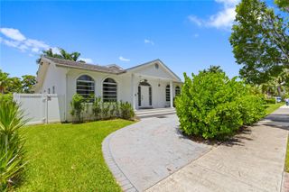 1623 Mayo St, Hollywood, FL 33020