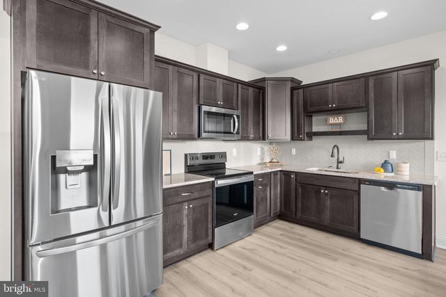8641 SANDY BEACH LN, King George, VA 22485