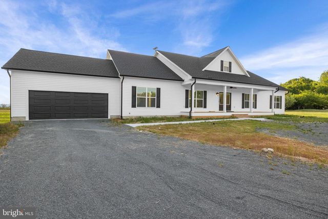 8641 SANDY BEACH LN, King George, VA 22485