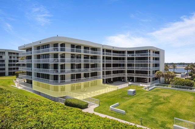 3300 S Ocean Boulevard 103s, Palm Beach, FL 33480