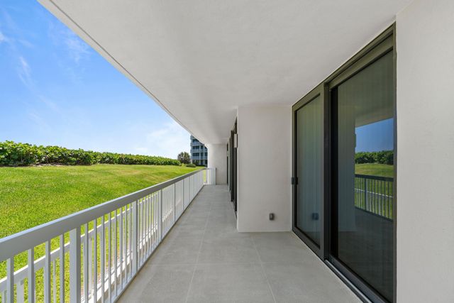 3300 S Ocean Boulevard 103s, Palm Beach, FL 33480