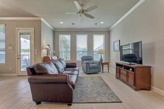9816 Sweet Flag Court, Conroe, TX 77385