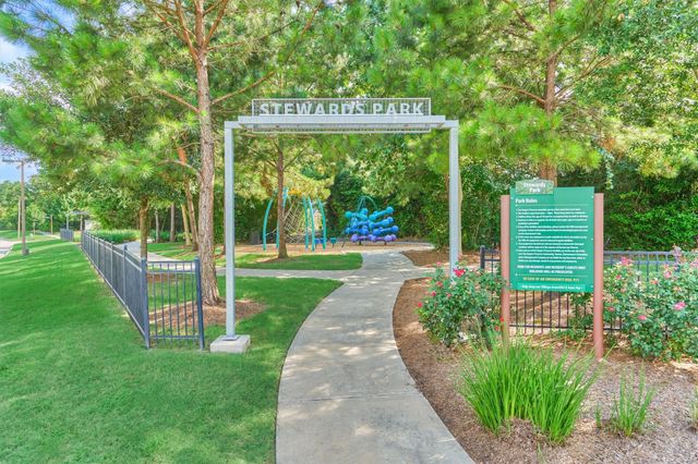 9816 Sweet Flag Court, Conroe, TX 77385