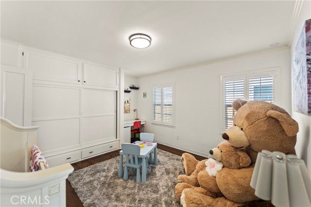 2205 Las Lunas, Pasadena, CA 91107