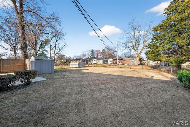 14 Longhenrich Drive, Florissant, MO 63031