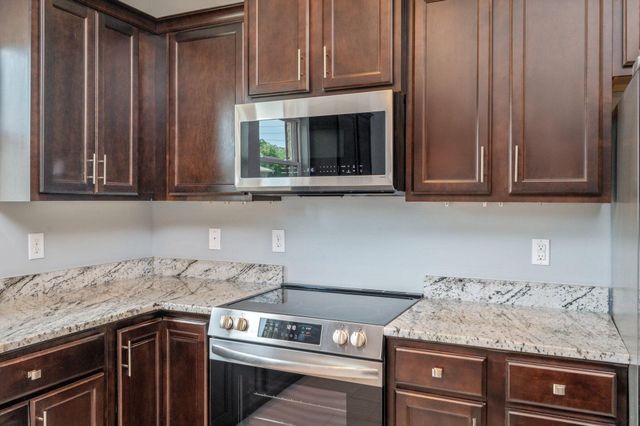 805 Dawes Road, Fort Walton Beach, FL 32547