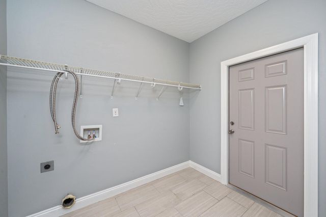 805 Dawes Road, Fort Walton Beach, FL 32547