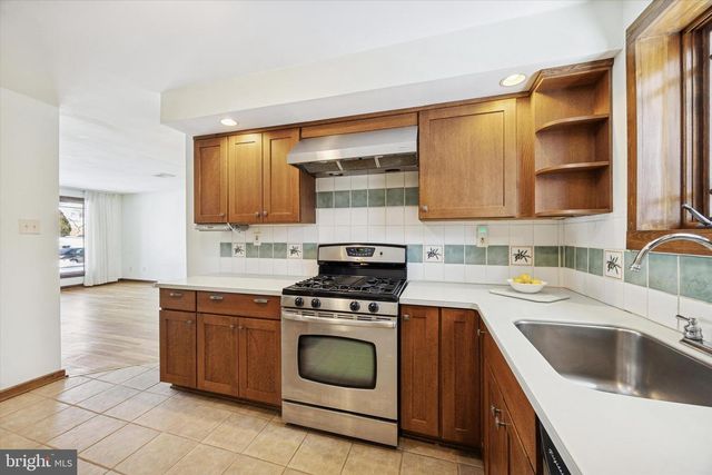 53 ELDON AVE, Lansdowne, PA 19050