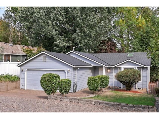 4721 Sw BRUGGER St, Portland, OR 97219