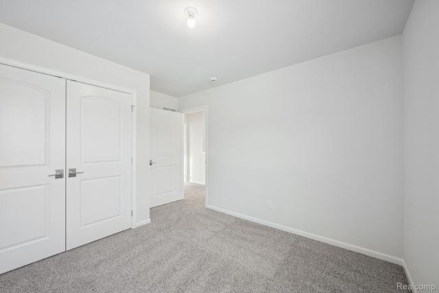 27109 Gallop Way, Saline, MI 48176