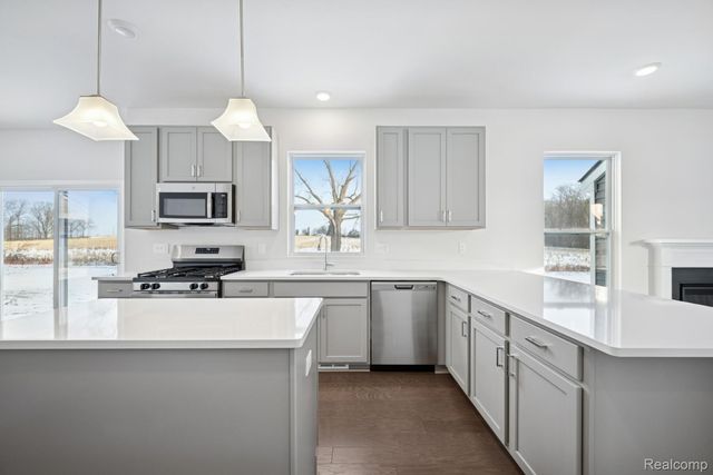 27109 Gallop Way, Saline, MI 48176