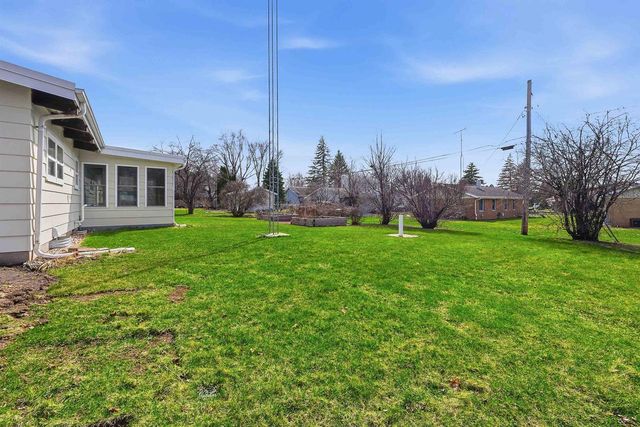 N5954 DEMING PLACE, Fond Du Lac, WI 54935