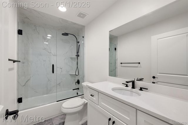 55162 Benson Court, Shelby Charter Township, MI 48316