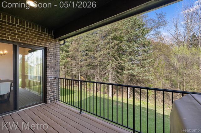 55162 Benson Court, Shelby Charter Township, MI 48316
