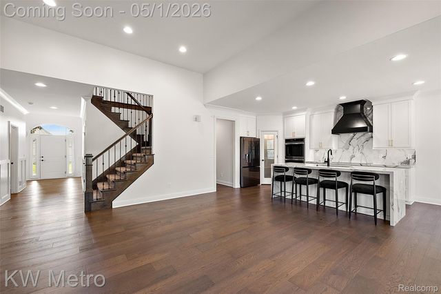55162 Benson Court, Shelby Charter Township, MI 48316