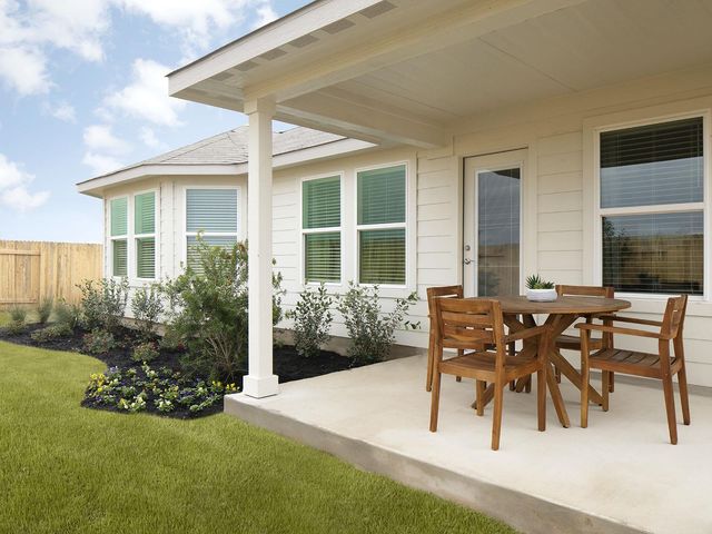 185 Coopers Hawk CRST, Cedar Creek, TX 78612