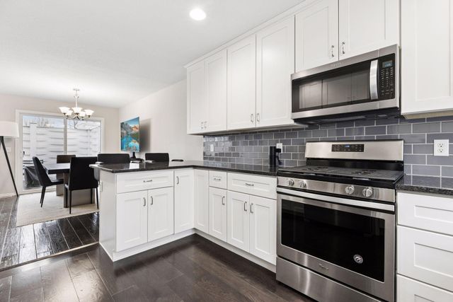 1571 Christie Place, Saint Paul, MN 55106