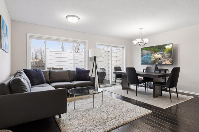 1571 Christie Place, Saint Paul, MN 55106