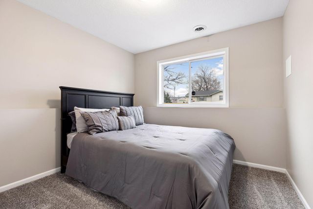 1571 Christie Place, Saint Paul, MN 55106