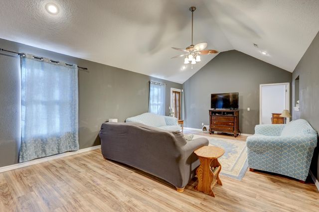 1068 Alexsandra Circle, Oronogo, MO 64855