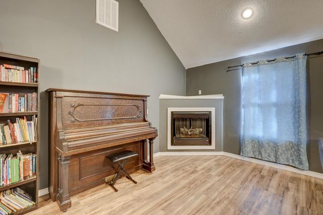 1068 Alexsandra Circle, Oronogo, MO 64855