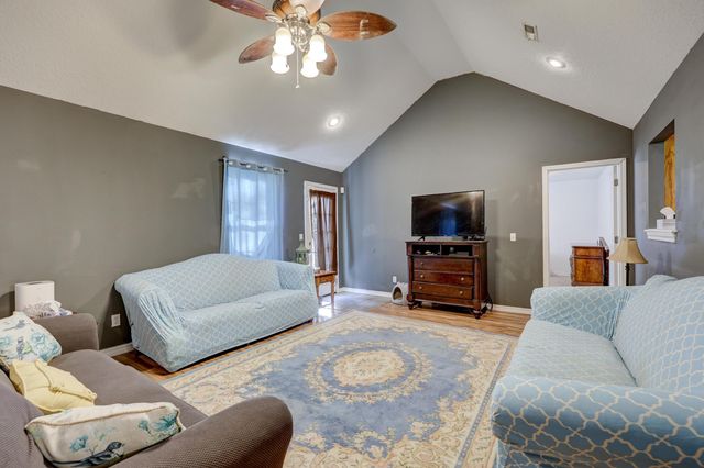 1068 Alexsandra Circle, Oronogo, MO 64855