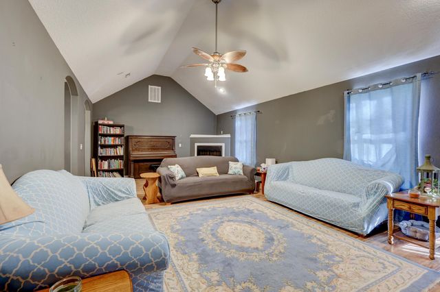 1068 Alexsandra Circle, Oronogo, MO 64855