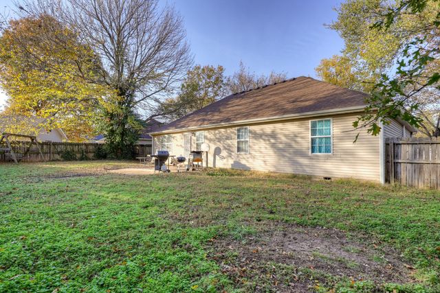 1068 Alexsandra Circle, Oronogo, MO 64855