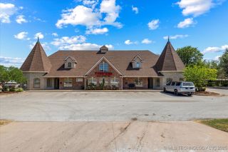 2114 SE Washington Boulevard, Bartlesville, OK 74006