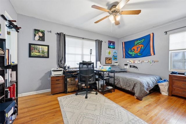 3037 NW 1ST AVENUE, Gainesville, FL 32607