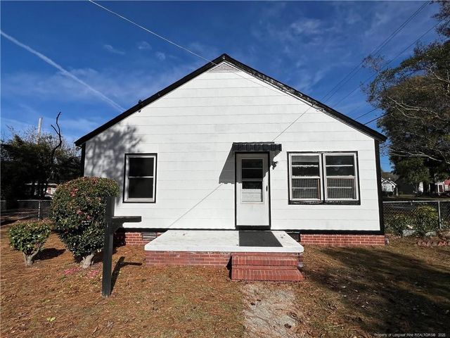 1418 E 6th Street, Lumberton, NC 28358
