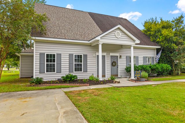 3145 Queensgate Way, Mount Pleasant, SC 29466