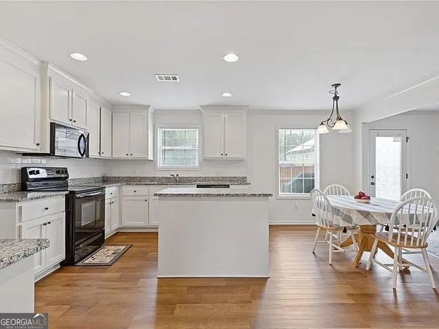 796 Pinnacle Drive, Winder, GA 30680