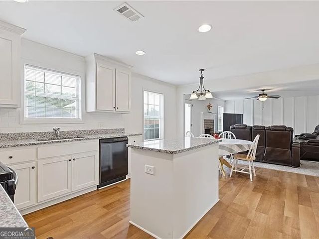 796 Pinnacle Drive, Winder, GA 30680