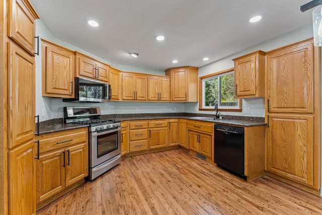 1630 Powell Creek Road, Williams, OR 97544