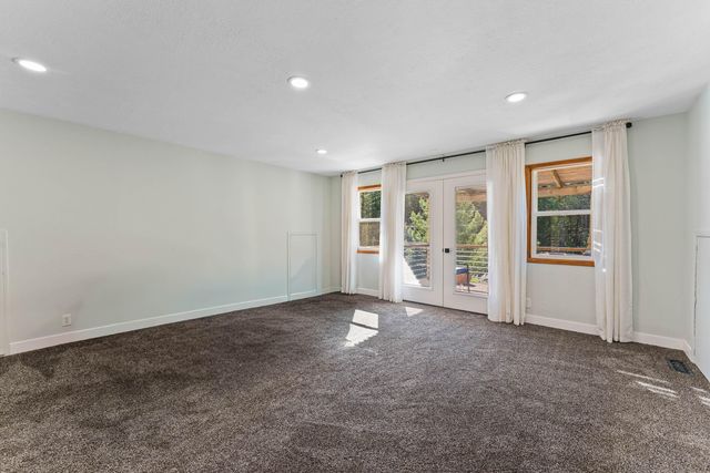 1630 Powell Creek Road, Williams, OR 97544