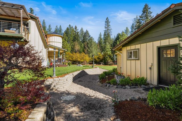 1630 Powell Creek Road, Williams, OR 97544