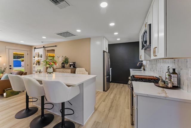 1630 Powell Creek Road, Williams, OR 97544