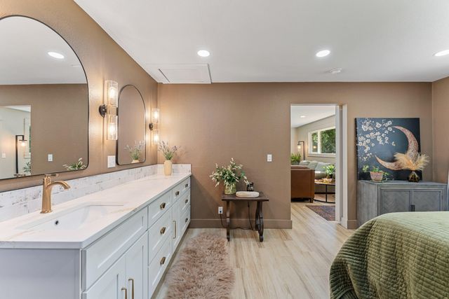 1630 Powell Creek Road, Williams, OR 97544