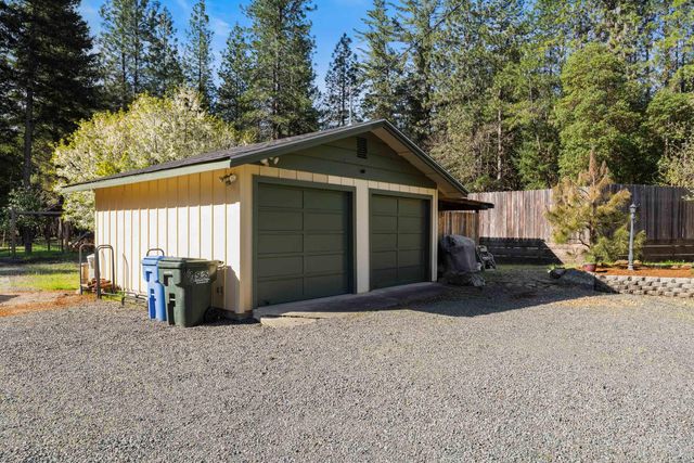 1630 Powell Creek Road, Williams, OR 97544