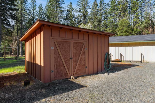 1630 Powell Creek Road, Williams, OR 97544