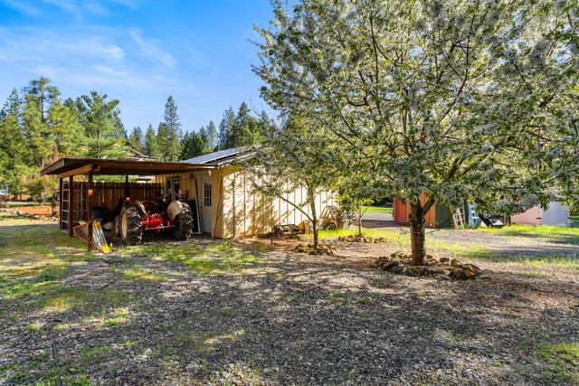 1630 Powell Creek Road, Williams, OR 97544