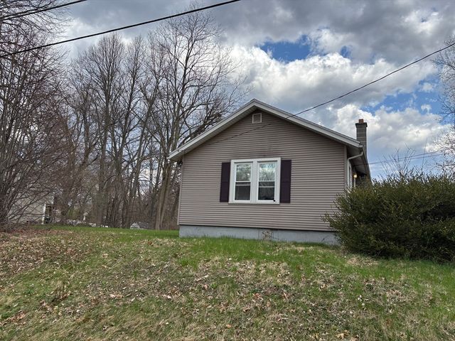 177 Jamaica St, Springfield, MA 01119