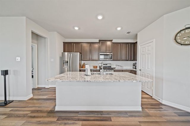 2210 Islawild Way, Texas City, TX 77568