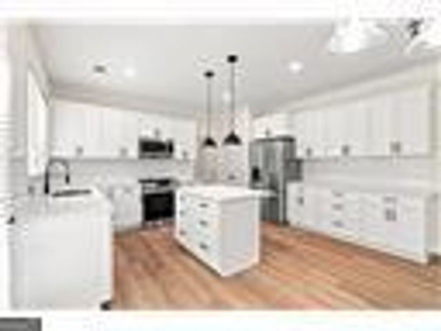 235 Gaines Oak Way, Suwanee, GA 30024