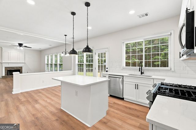 235 Gaines Oak Way, Suwanee, GA 30024